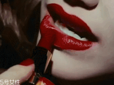 夏天化妝怎么樣不脫妝？8個(gè)小技巧讓你做清爽女神