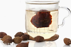 胖大海一天最多吃幾顆 不超過三粒 胖大海一天最多吃幾顆 不超過三粒