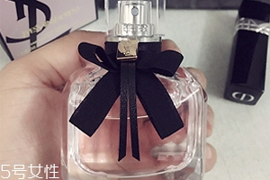 圣羅蘭反轉(zhuǎn)巴黎香水好聞嗎？愛情的味道