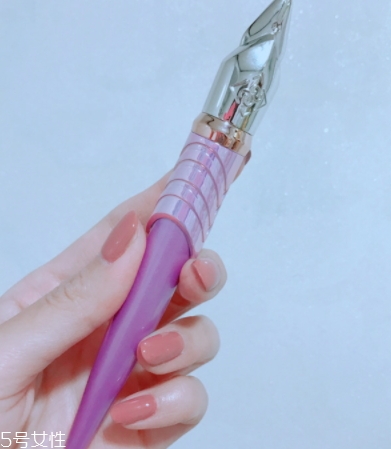 vivlas鋼筆口紅怎么用？