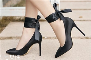 高跟鞋鞋底怎么清洗？鞋底臟了這樣洗