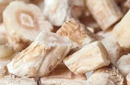 沙參可以煲雞湯嗎 食譜推薦 沙參可以煲雞湯嗎 食譜推薦