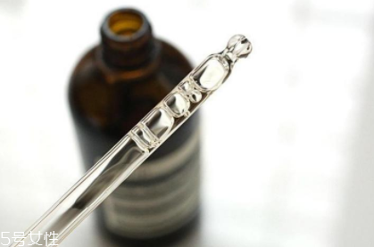 aesop新版無油保濕精華露怎么樣？油皮夏天摯愛