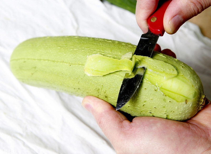 絲瓜怎么保存 保存絲瓜的小技巧 絲瓜怎么保存 保存絲瓜的小技巧