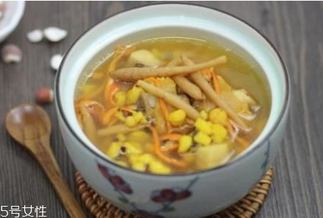 太子參可以和什么煲湯 適宜搭配 太子參可以和什么煲湯 適宜搭配