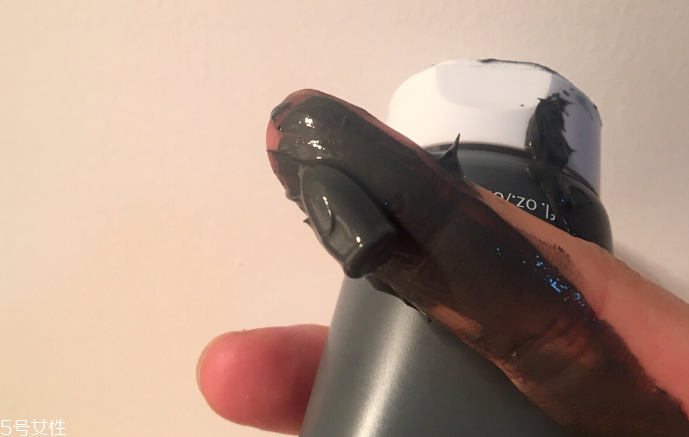 悅木之源泥娃娃面膜敷多久？10分鐘后洗凈