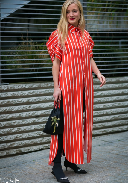 襯衫裙配什么鞋子？玩轉(zhuǎn)春日街頭風(fēng)