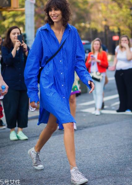 襯衫裙配什么鞋子？玩轉(zhuǎn)春日街頭風(fēng)