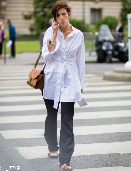 襯衫裙配什么鞋子？玩轉(zhuǎn)春日街頭風(fēng)