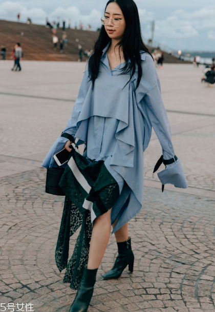 襯衫裙配什么鞋子？玩轉(zhuǎn)春日街頭風(fēng)