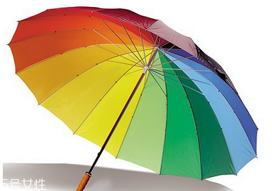 雨傘可以當(dāng)太陽傘嗎 雨傘沒有防曬值 雨傘可以當(dāng)太陽傘嗎 雨傘沒有防曬值