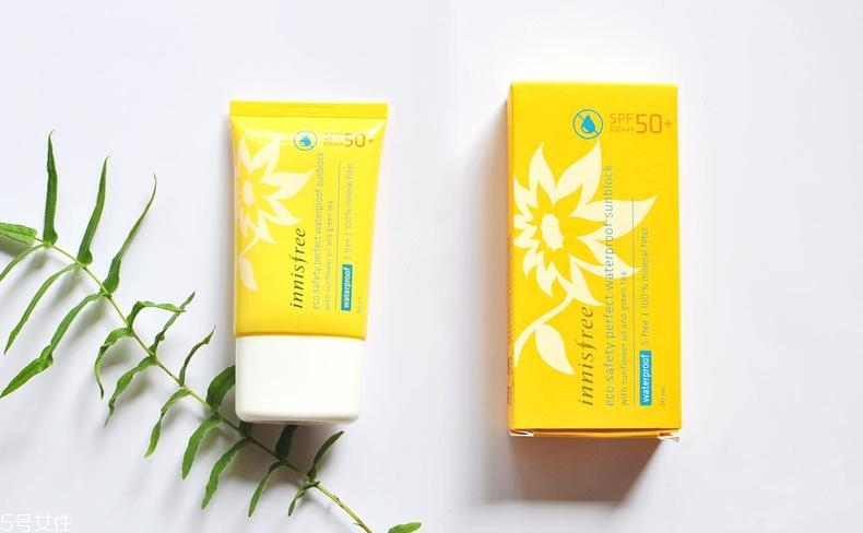 哪款防曬霜適合敏感肌？6款植物防曬呵護(hù)敏肌