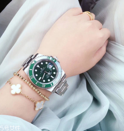 勞力士綠水鬼和黑水鬼哪個好？