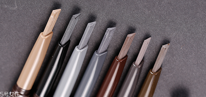 眼距太寬怎么畫眼線？眼頭尖角全描黑