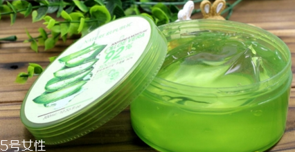 蘆薈膠可以當(dāng)身體乳嗎 蘆薈膠當(dāng)身體乳的作用 蘆薈膠可以當(dāng)身體乳嗎 蘆薈膠當(dāng)身體乳的作用