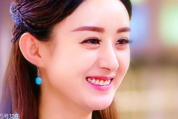 大眼睛怎么選眉筆顏色？眉色不可太淡