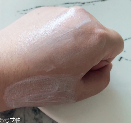 蘭蔻防曬霜和安耐曬防曬霜哪個(gè)好用 夏季防曬推薦 蘭蔻防曬霜和安耐曬防曬霜哪個(gè)好用 夏季防曬推薦