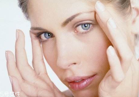 井藤漢方制藥玻尿酸怎么樣？