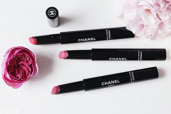 香奈兒唇膏筆228和226哪個好？228和226試色