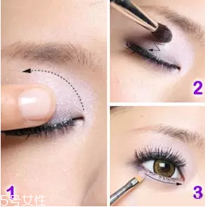 紫色眼影配什么口紅？配少女粉堪稱完美