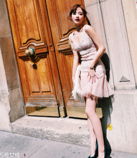 約會(huì)穿什么樣的連衣裙好看？這幾款千萬(wàn)不能錯(cuò)過(guò)