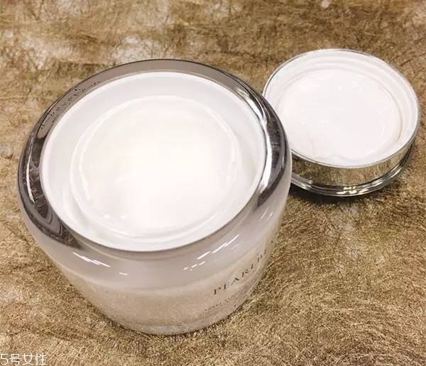 珍珠膏會堵塞毛孔嗎 正確使用不會堵塞 珍珠膏會堵塞毛孔嗎 正確使用不會堵塞