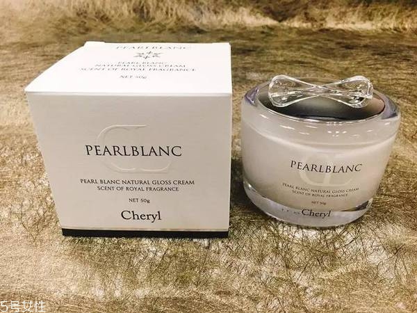 珍珠膏會堵塞毛孔嗎 正確使用不會堵塞 珍珠膏會堵塞毛孔嗎 正確使用不會堵塞