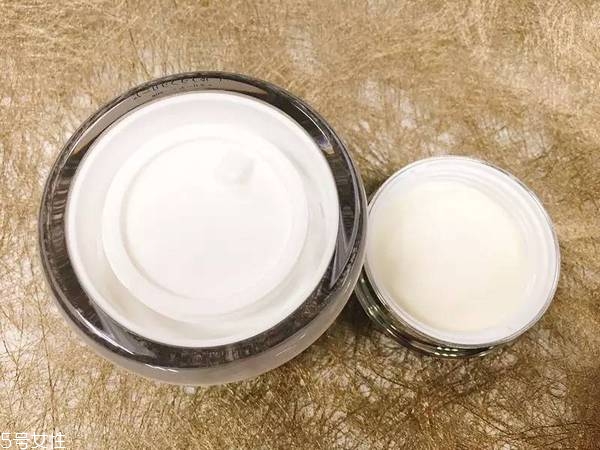 珍珠膏會堵塞毛孔嗎 正確使用不會堵塞 珍珠膏會堵塞毛孔嗎 正確使用不會堵塞