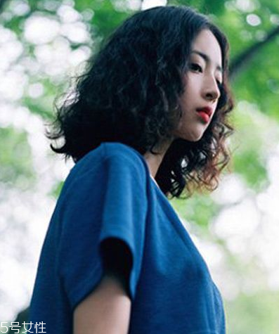 齊肩發(fā)怎么扎好看 女生扎發(fā)發(fā)型大全 齊肩發(fā)怎么扎好看 女生扎發(fā)發(fā)型大全