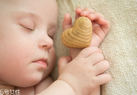 schiff維骨力褪黑素怎么樣？失眠就吃它