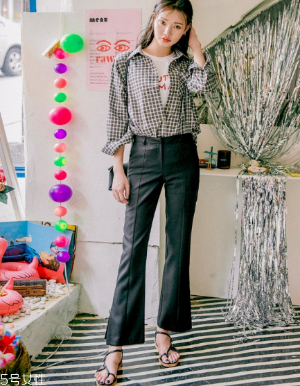 格子上衣配什么褲子好看？打造萌系少女范兒