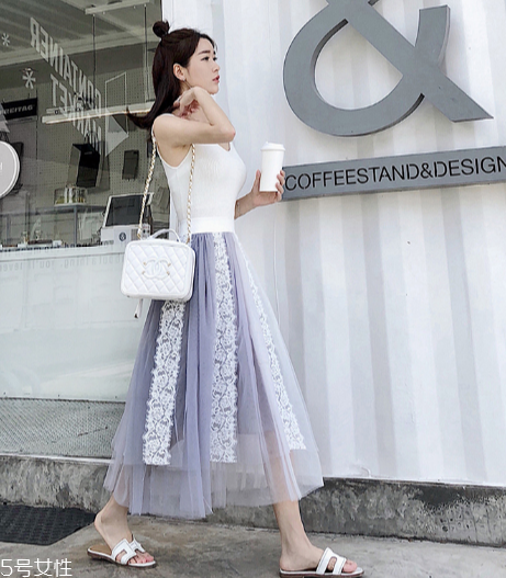 2022年流行什么樣的半身裙？做個(gè)撩人的時(shí)髦精