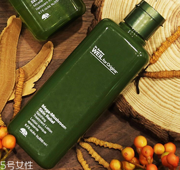 為什么油皮會變成干皮？三個油皮護膚誤區(qū)