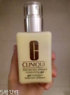 護(hù)膚品套裝好還是單品好？護(hù)膚小白成套用好處多