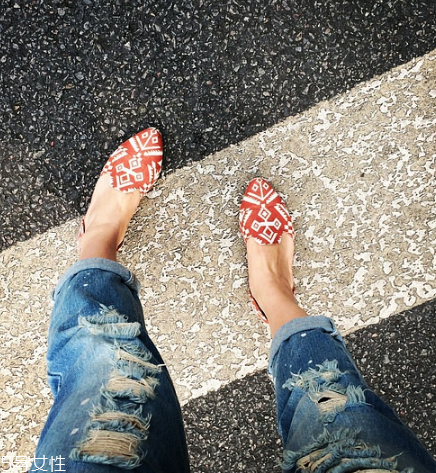 jenni kayne是什么牌子？平底鞋也能穿出大長腿