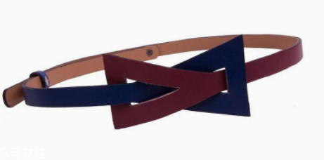 腿短粗適合穿什么鞋子？尖頭高跟鞋氣場兩米八