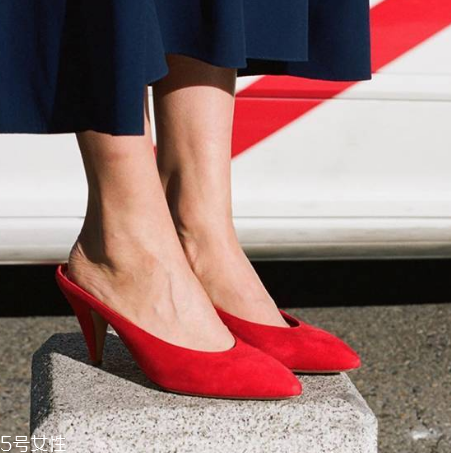 mansur gavriel鞋子多少錢？一眼就陷進(jìn)去的品牌