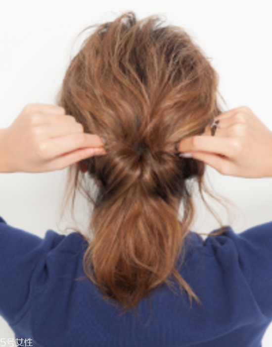 齊肩發(fā)怎么扎好看 女生扎發(fā)發(fā)型大全 齊肩發(fā)怎么扎好看 女生扎發(fā)發(fā)型大全
