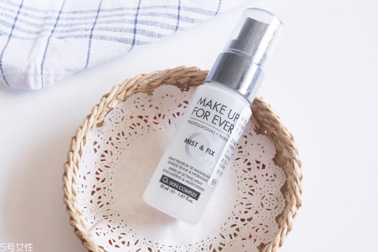 畫了妝老是脫妝怎么辦？4個防暈技巧要記牢