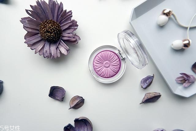 皮膚黃用什么顏色隔離霜？皮膚黃用什么顏色腮紅？