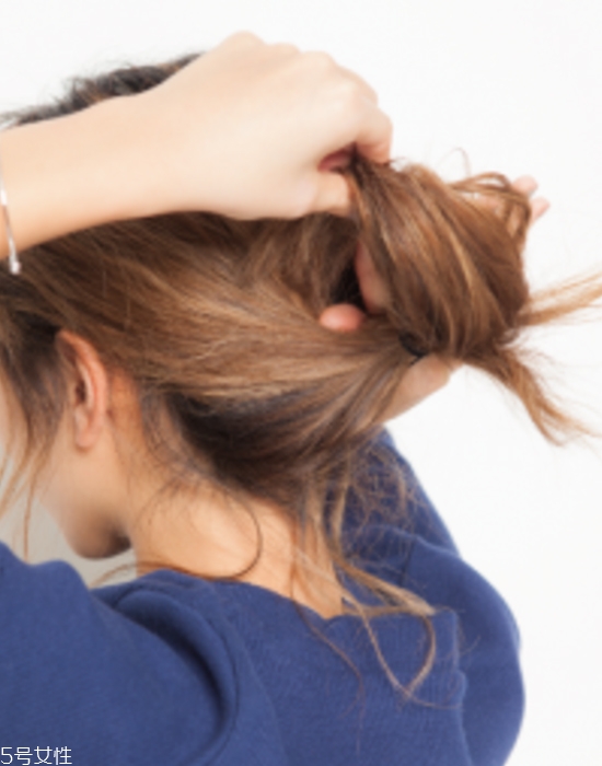 齊肩發(fā)怎么扎好看 女生扎發(fā)發(fā)型大全 齊肩發(fā)怎么扎好看 女生扎發(fā)發(fā)型大全