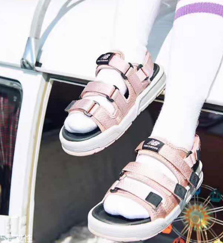 涼鞋買小了怎么辦？鞋子要穿合適的