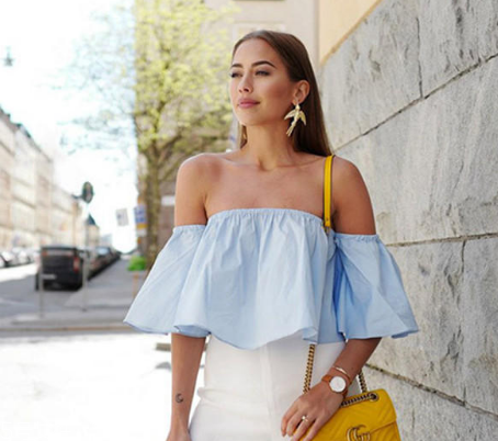 露肩上衣怎么搭配？屬于春天的小性感