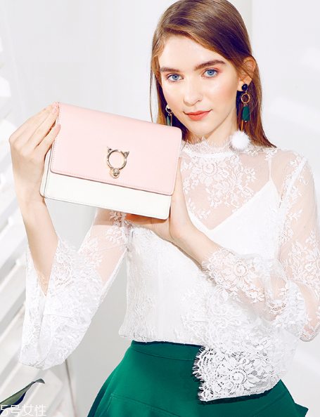 今年春天流行什么包包？這三款任意搭配