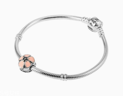 手鏈哪個(gè)牌子好看實(shí)惠？這些手鏈日常佩戴也很閃耀