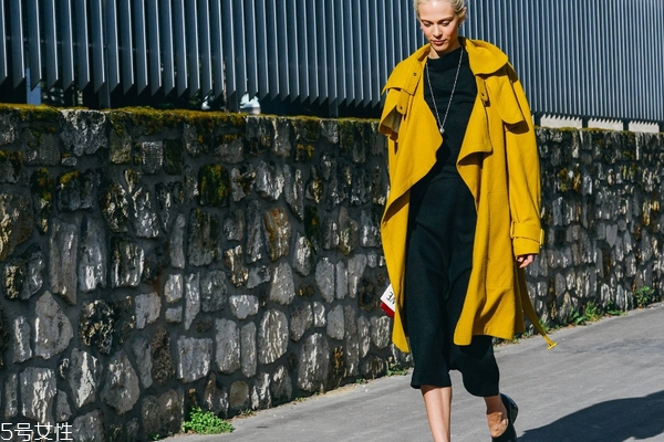 2022春夏女褲款式流行趨勢？最遮肉的褲子在這里