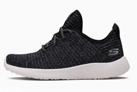 2022春夏流行穿什么中跟鞋？三種款式優(yōu)雅不累腳