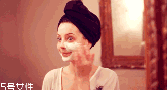 洗面奶洗后緊繃怎么回事？這6招讓你春季洗臉不拔干