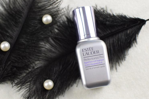 雅詩蘭黛線雕精華適合初老肌嗎？