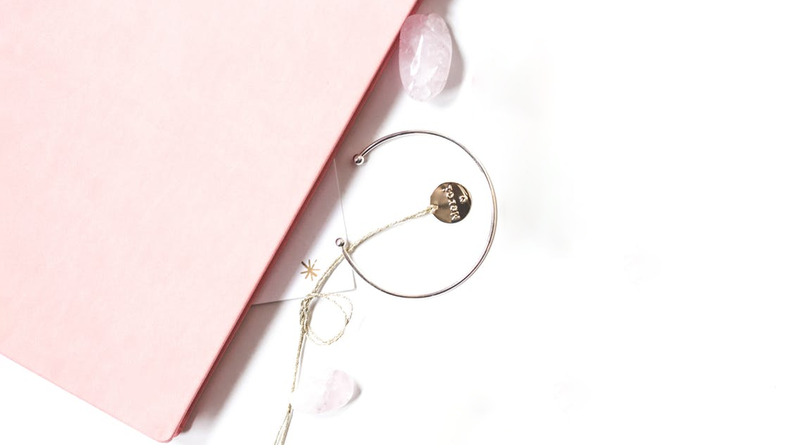 手鏈哪個(gè)牌子好看實(shí)惠？這些手鏈日常佩戴也很閃耀